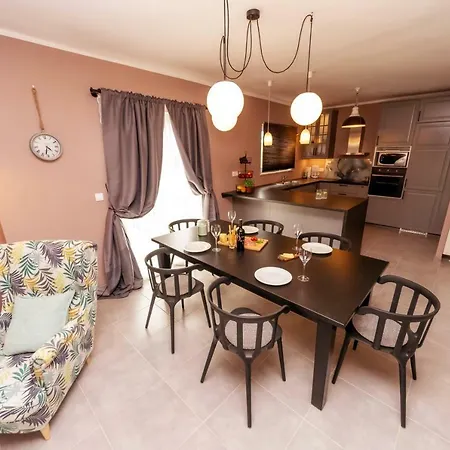 24 Punta Apartament *