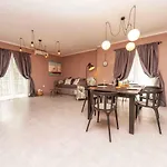 24 Punta Διαμέρισμα