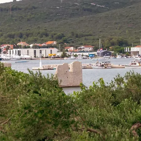 24 Punta Apartment